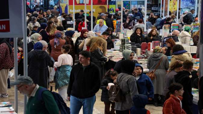 1 milyon 48 bin 526 ziyaretçi