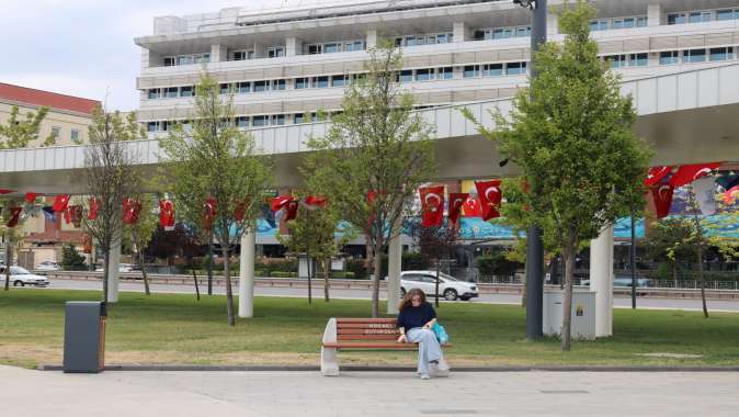 15 türde, 300’den fazla ağaç dikildi
