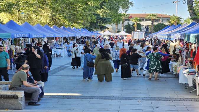 15. YAZ ŞENLİĞİ GÖLCÜK ANITPARK’TA BAŞLADI