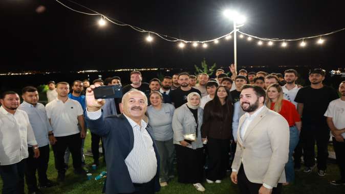 AK Genç Gebze, “Eskihisar Sohbetleri” Başkanla Buluşturdu
