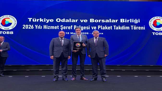 Anlıpak’a TOBB Hizmet Şeref Plaketi Anlıpak’a TOBB Hizmet Şeref Plaketi