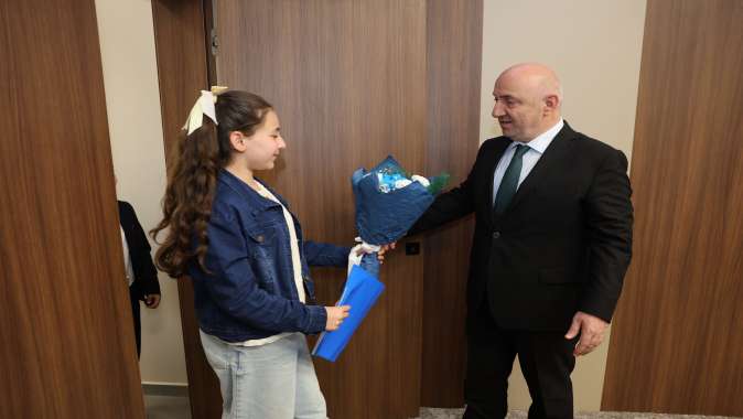 Başkan Bıyık makamını geleceğin başkanlarına devretti