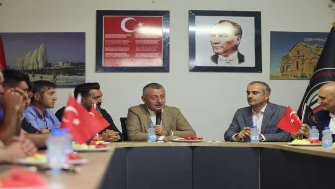 Başkan Büyükakın’dan Çayırova’da STK ziyareti