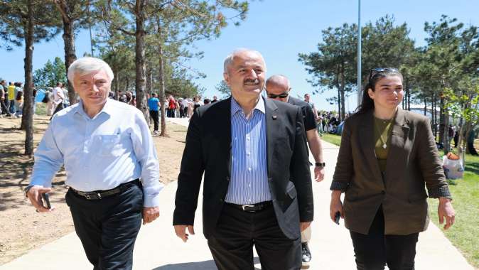 Başkan Büyükgöz, Damgatepe'de Vatandaşlarla Buluştu