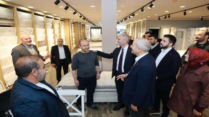 Beş Başkan Şehit Numan Dede Caddesi Esnafıyla Buluştu