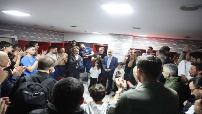 Çayırova Belediyesi basketbolda tarih yazdı; 5 yılda 5 kupa!