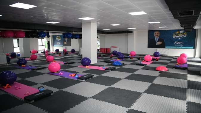 Çayırova Belediyesi pilates kurslarına ilgi büyük