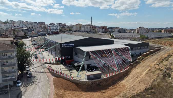 Çayırova Belediyesi Spor Kompleksi görkemli bir törenle açıldı