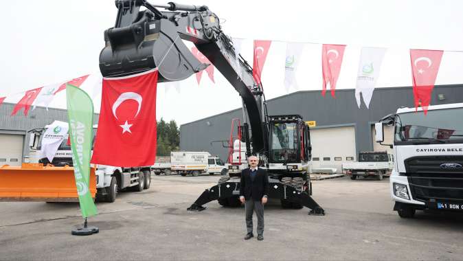 Çiftçi, “İş makineleri filomuzu güçlendirmeye devam ediyoruz”