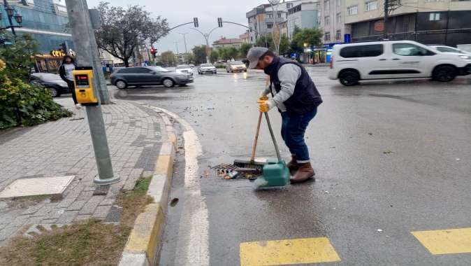 Darıca Belediyesi’nden sağanak yağışa karşı tedbirli çalışma