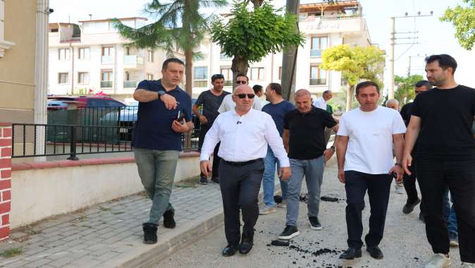 Darıca’da asfalt mesaisi hız kesmeden sürüyor