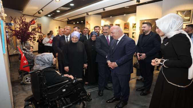 Engelsiz yetenekler eserleriyle hayran bıraktı