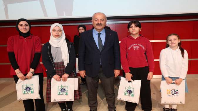 GEBZE’DE ÖĞRETMENLER GÜNÜ COŞKUSU