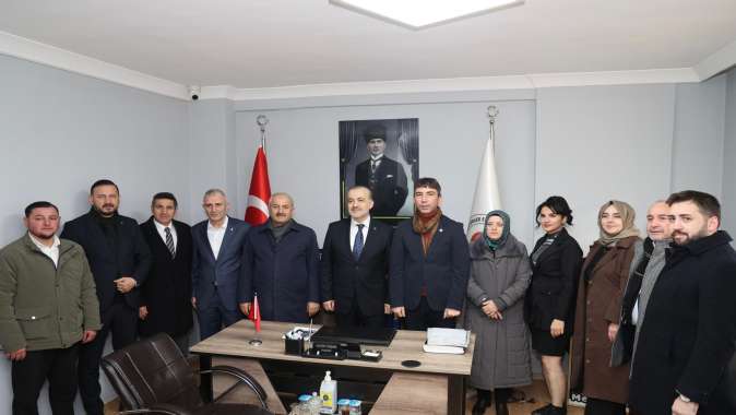 İl Başkanı talus ile Başkan Kaya Gebze'yi adım dolaştı