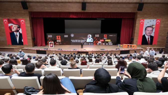 İlk Türk Astronot Alper Gezeravcı GTÜ’de