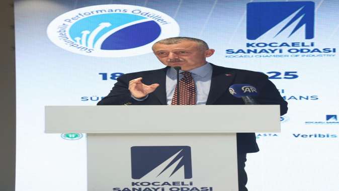 “Kocaelispor için ayda 1000 dolar verecek, 1000 firma yok mu?” “Kocaelispor için ayda 1000 dolar verecek, 1000 firma yok mu?”