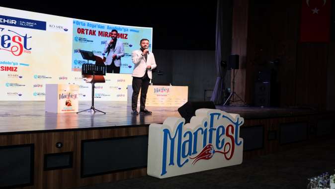 MARİFEST25’te kum ve şiir rüzgarı
