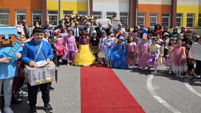 Minikler, geri dönüşüme dikkat çekti