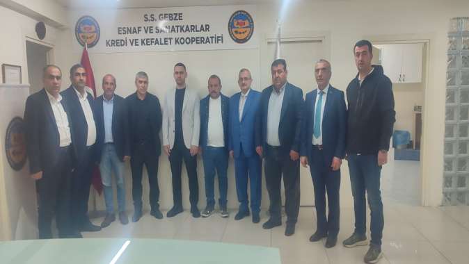 Nejat Kar "A" takımını tanıtarak seçim çalışmalarına start verdi Nejat Kar "A" takımını tanıtarak seçim çalışmalarına start verdi