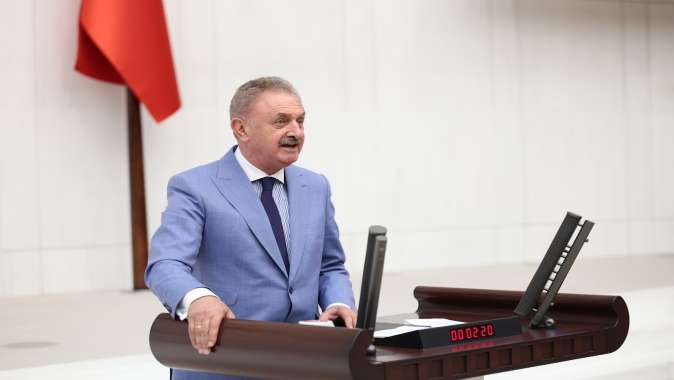 "KOCAELİ KARANLIĞI DEĞİL, HİZMETİ HAK EDİYOR"