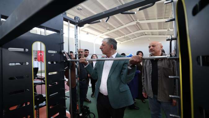 Tavşancıl Kapalı Spor Salonu Yeni Yüzüyle Açıldı
