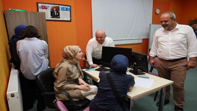 Üniversite yolculuğunda ilk destek Darıca Belediyesi’nden